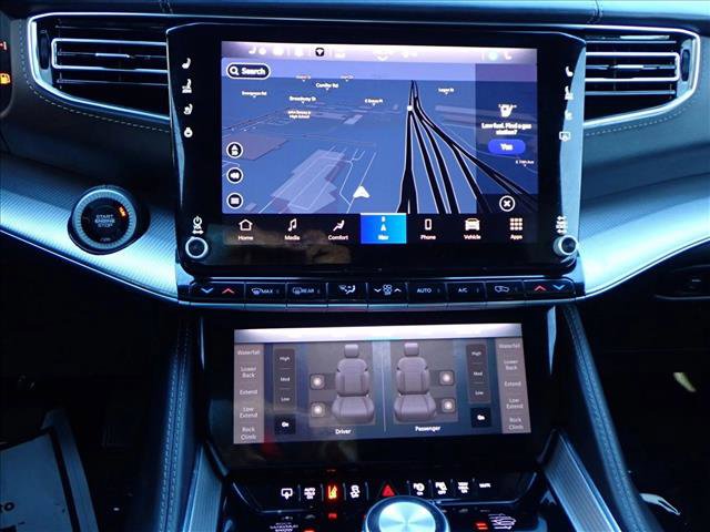 Used 2023 Jeep Grand Wagoneer 4WD image 18