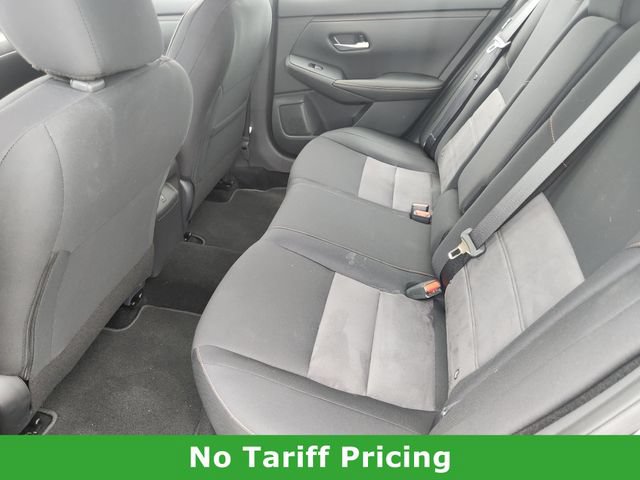 Certified 2025 Nissan Sentra SR FWD image 24
