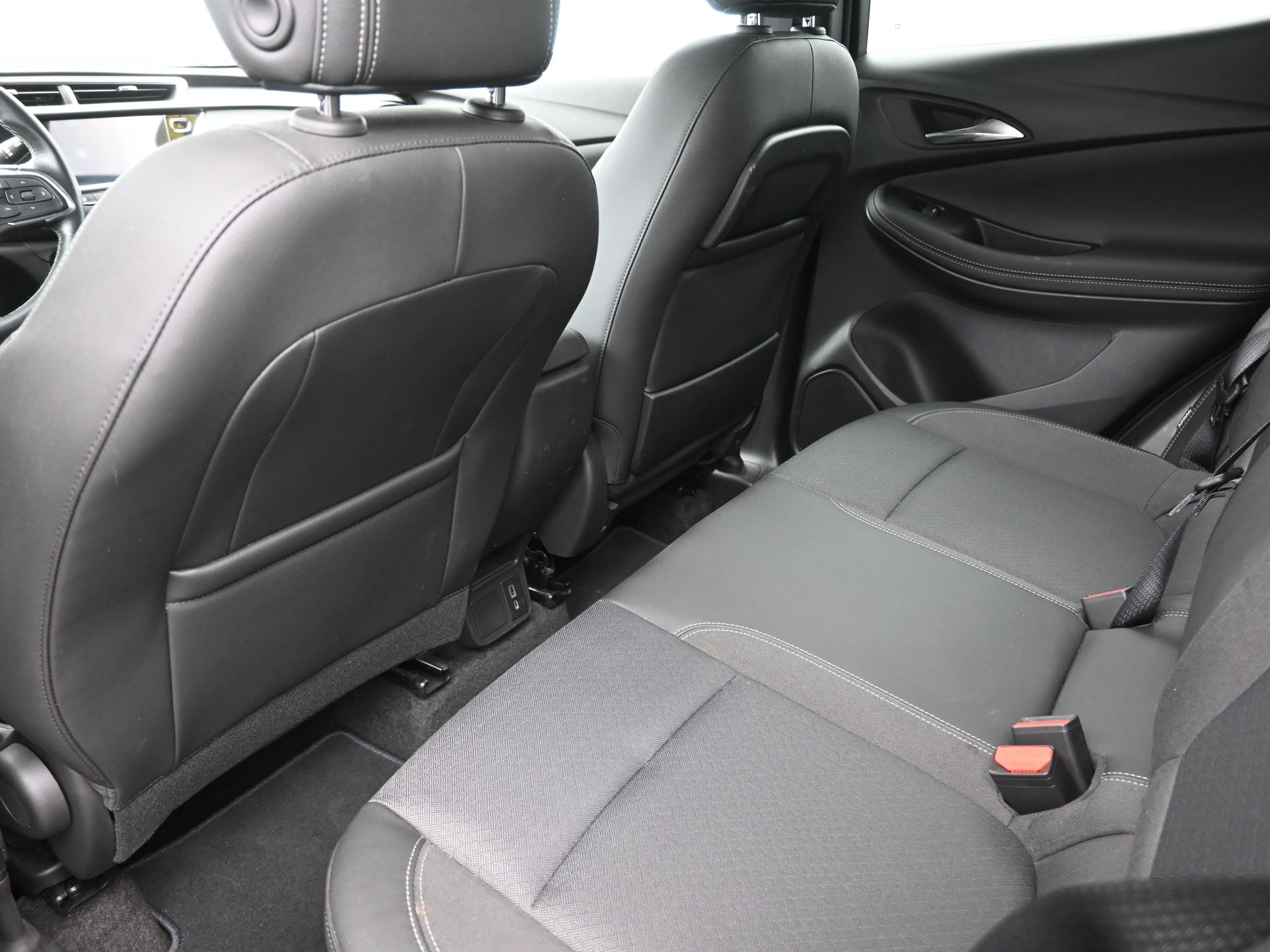 Used 2023 Buick Encore GX Preferred image 22