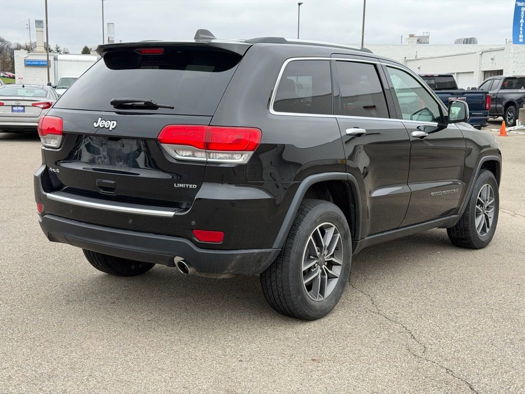 Used 2019 Jeep Grand Cherokee Limited w/ Luxury Group II image 3