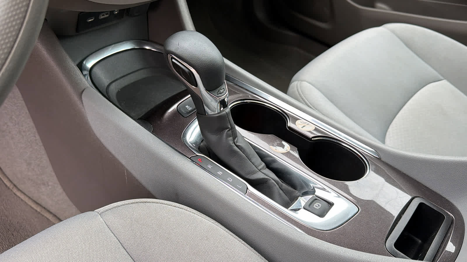 Used 2024 Chevrolet Malibu LT FWD image 12