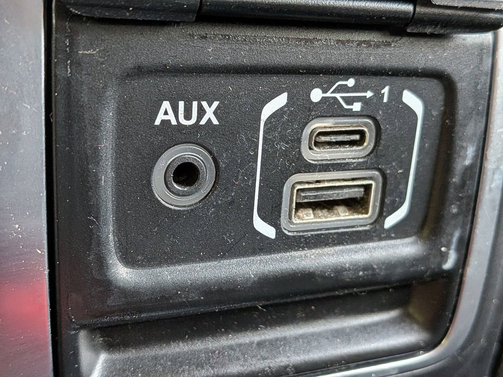 Used 2018 Jeep Wrangler Unlimited Rubicon image 43