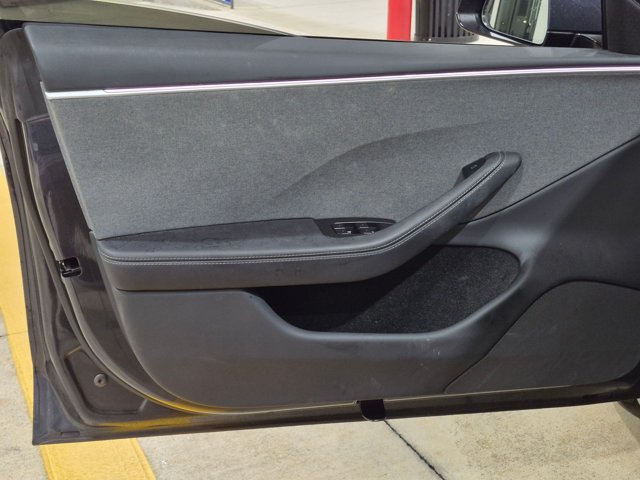 Used 2025 Tesla Model 3 Long Range RWD image 11