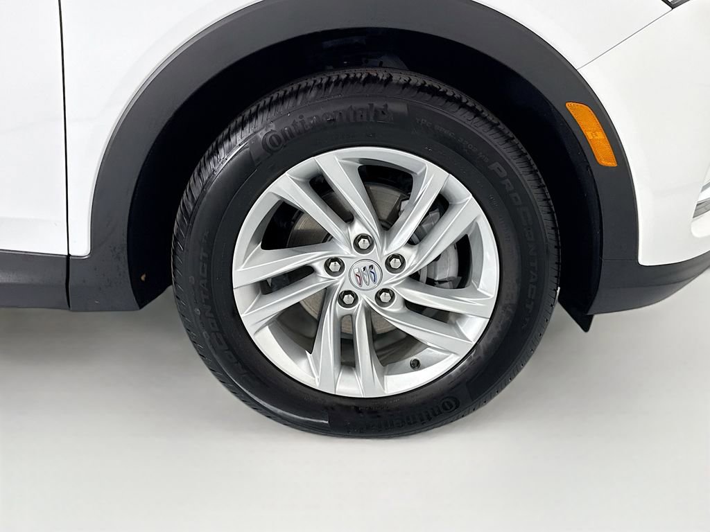 Used 2025 Buick Envista Preferred w/ Convenience II Package FWD image 32