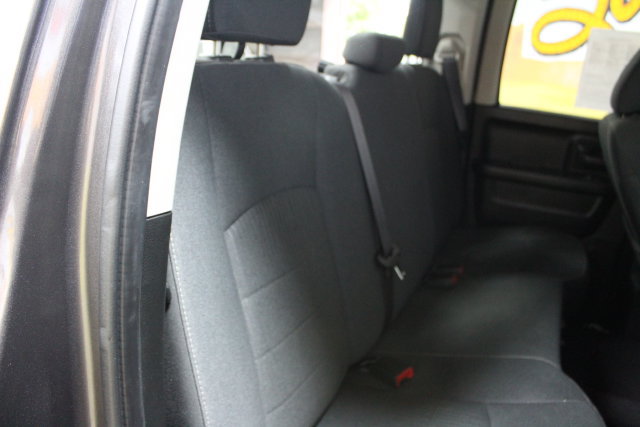 Used 2021 RAM 1500 Express w/ Wheel & Sound Group AWD/4WD image 9