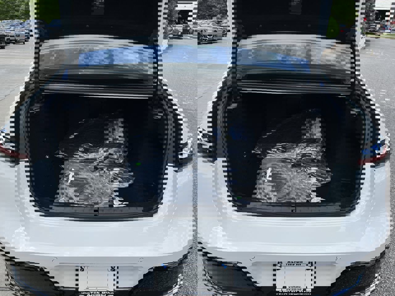 Used 2025 BMW i7 eDrive50 w/ M Sport Package image 35