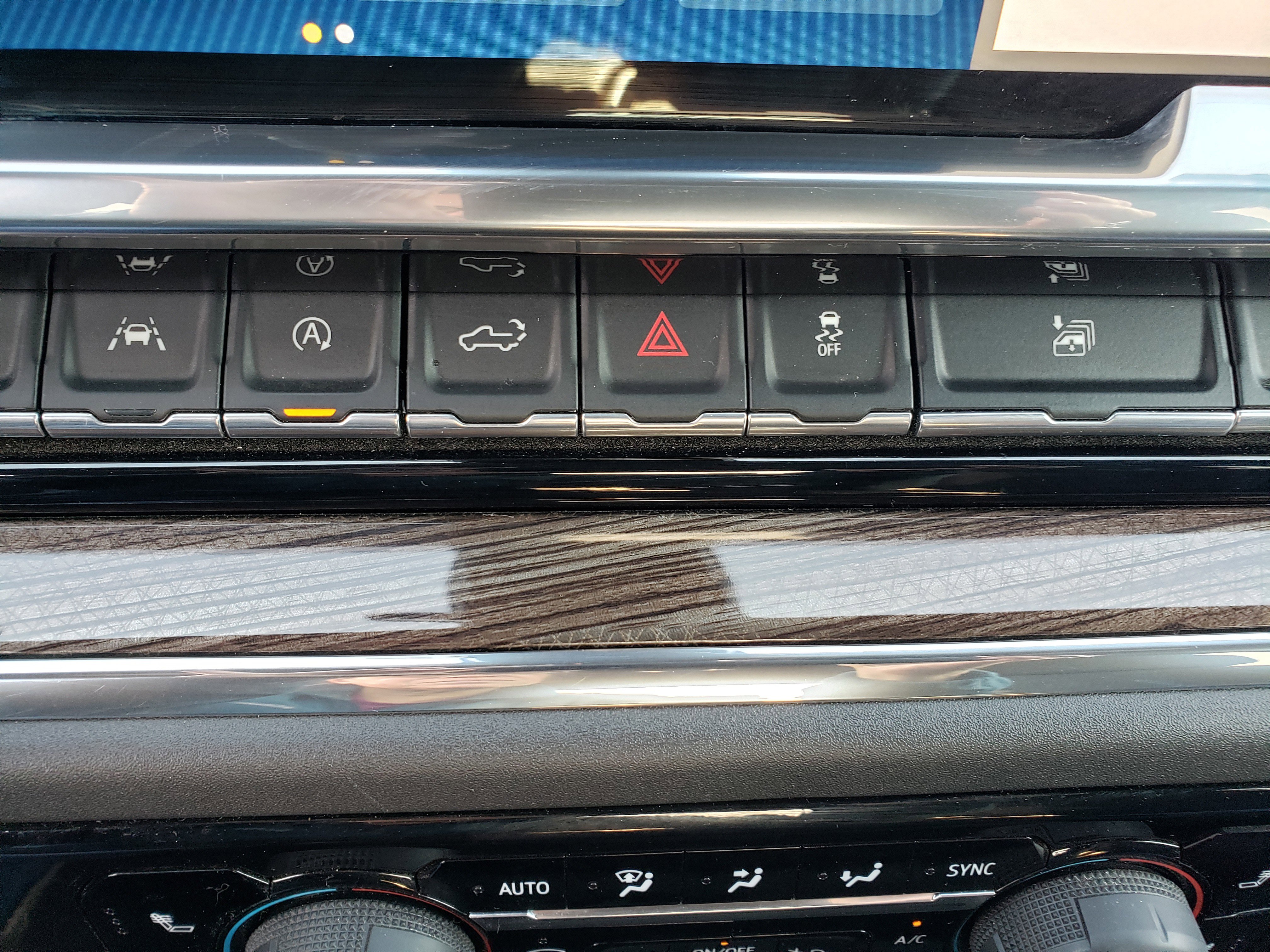 Used 2023 Chevrolet Silverado 1500 LT image 21