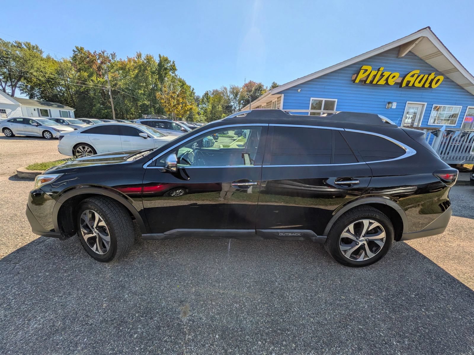 Used 2020 Subaru Outback Touring w/ Tech Package 2 AWD/4WD image 2