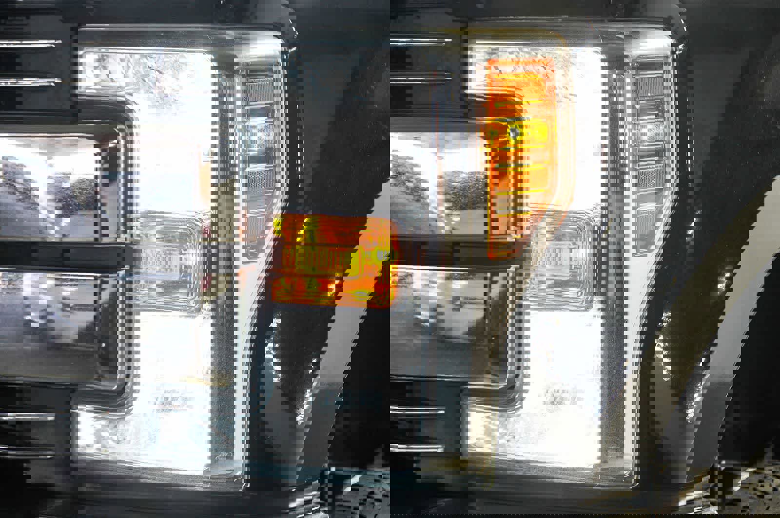 Used 2019 Ford F250 Lariat w/ Lariat Value Package image 4