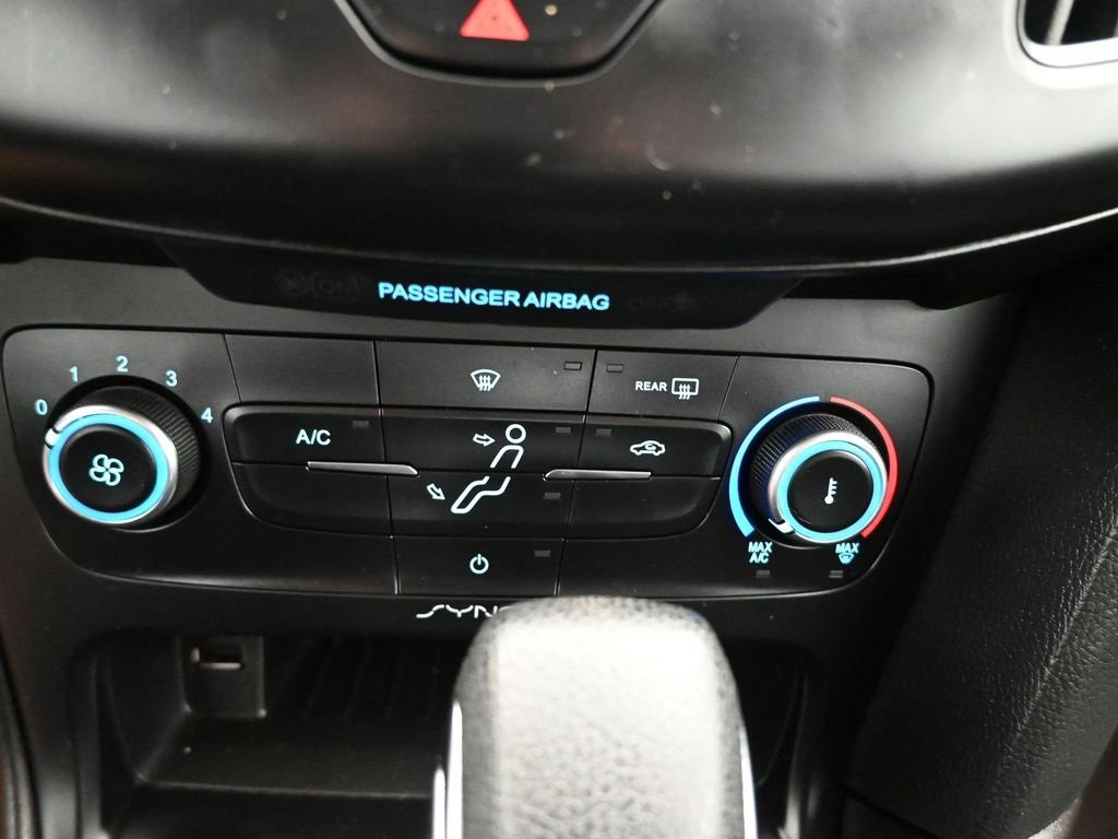 Used 2018 Ford Focus SE image 15