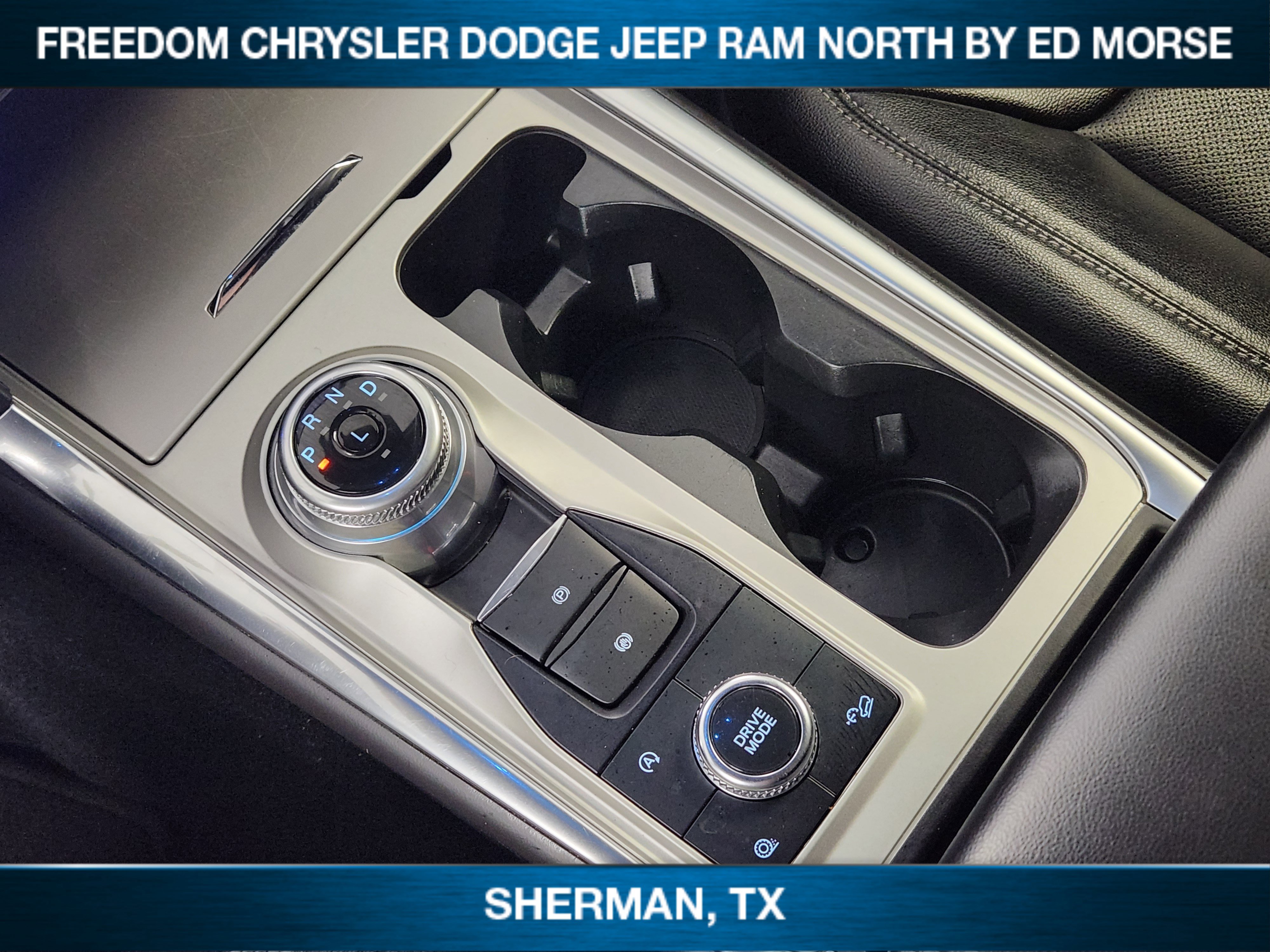 Used 2024 Ford Explorer Limited AWD/4WD image 15