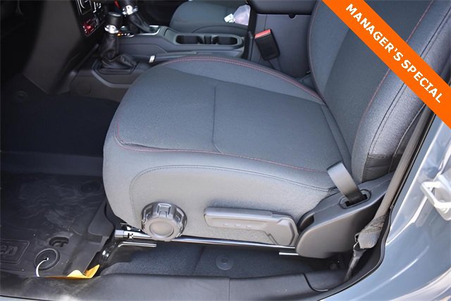 New 2025 Jeep Wrangler Rubicon w/ Technology Group image 13