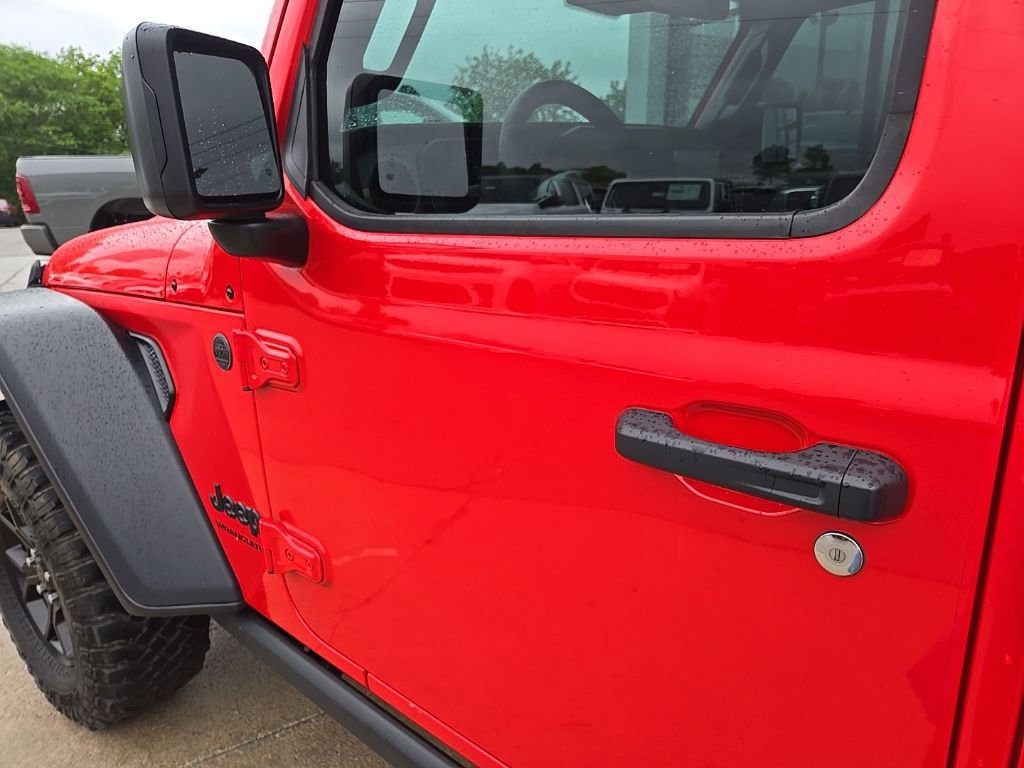 Used 2024 Jeep Wrangler Unlimited Sport AWD/4WD image 28