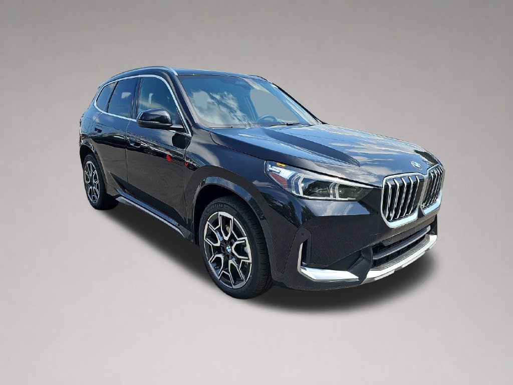 New 2026 BMW X1 xDrive28i w/ Convenience Package AWD/4WD image 1