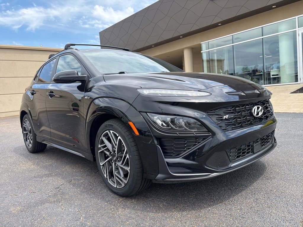 Used 2022 Hyundai Kona N Line w/ Tech Package FWD image 2