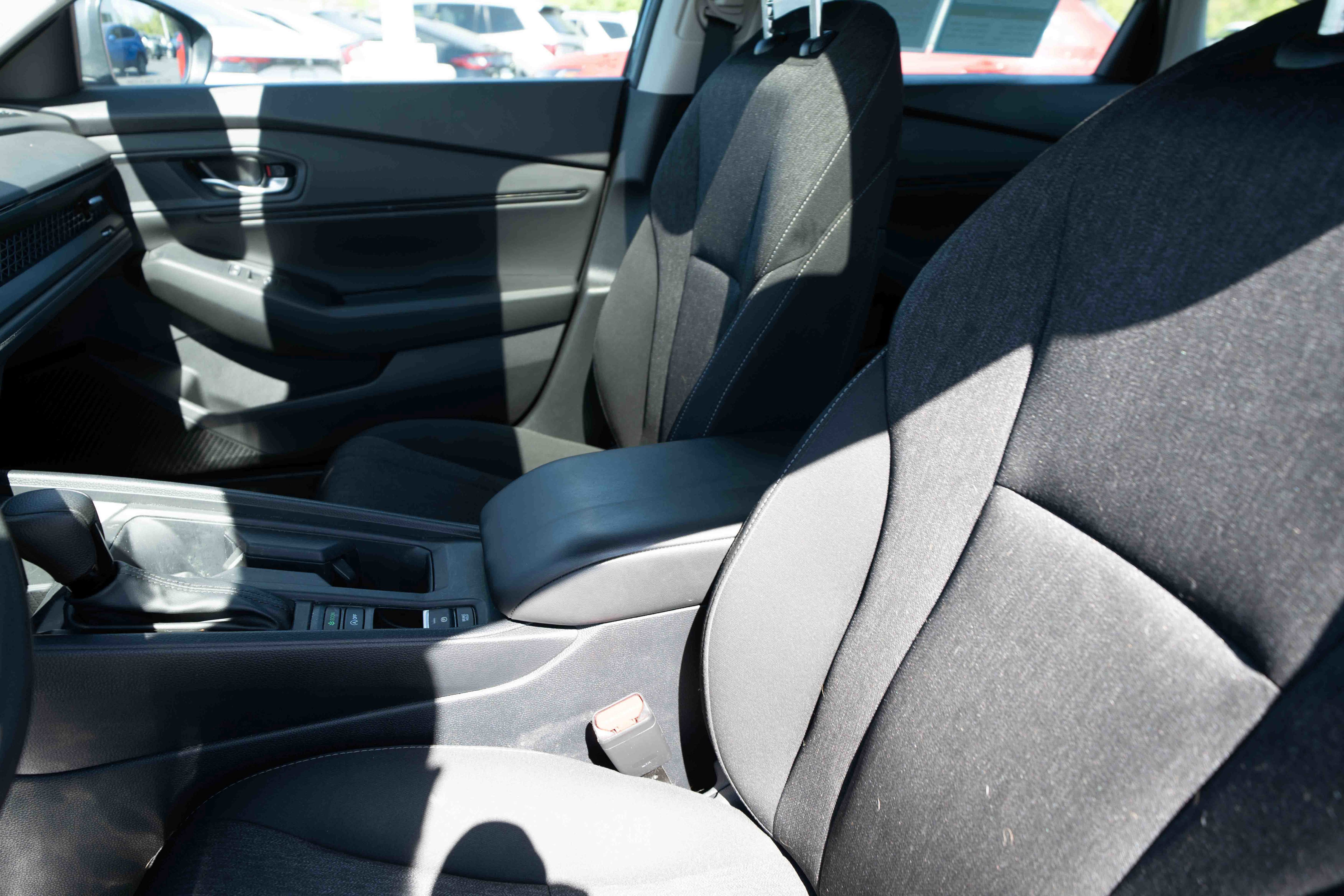 Used 2023 Honda Accord EX image 10