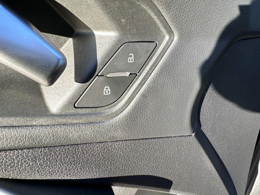 Used 2024 Audi Q3 2.0T Premium Plus w/ Premium Plus Package image 14