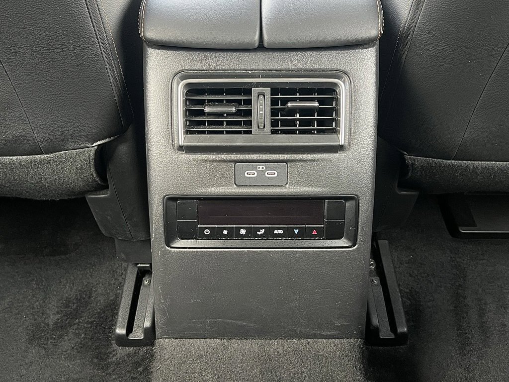 Used 2024 MAZDA CX-90 3.3 Turbo w/ Preferred Plus image 45
