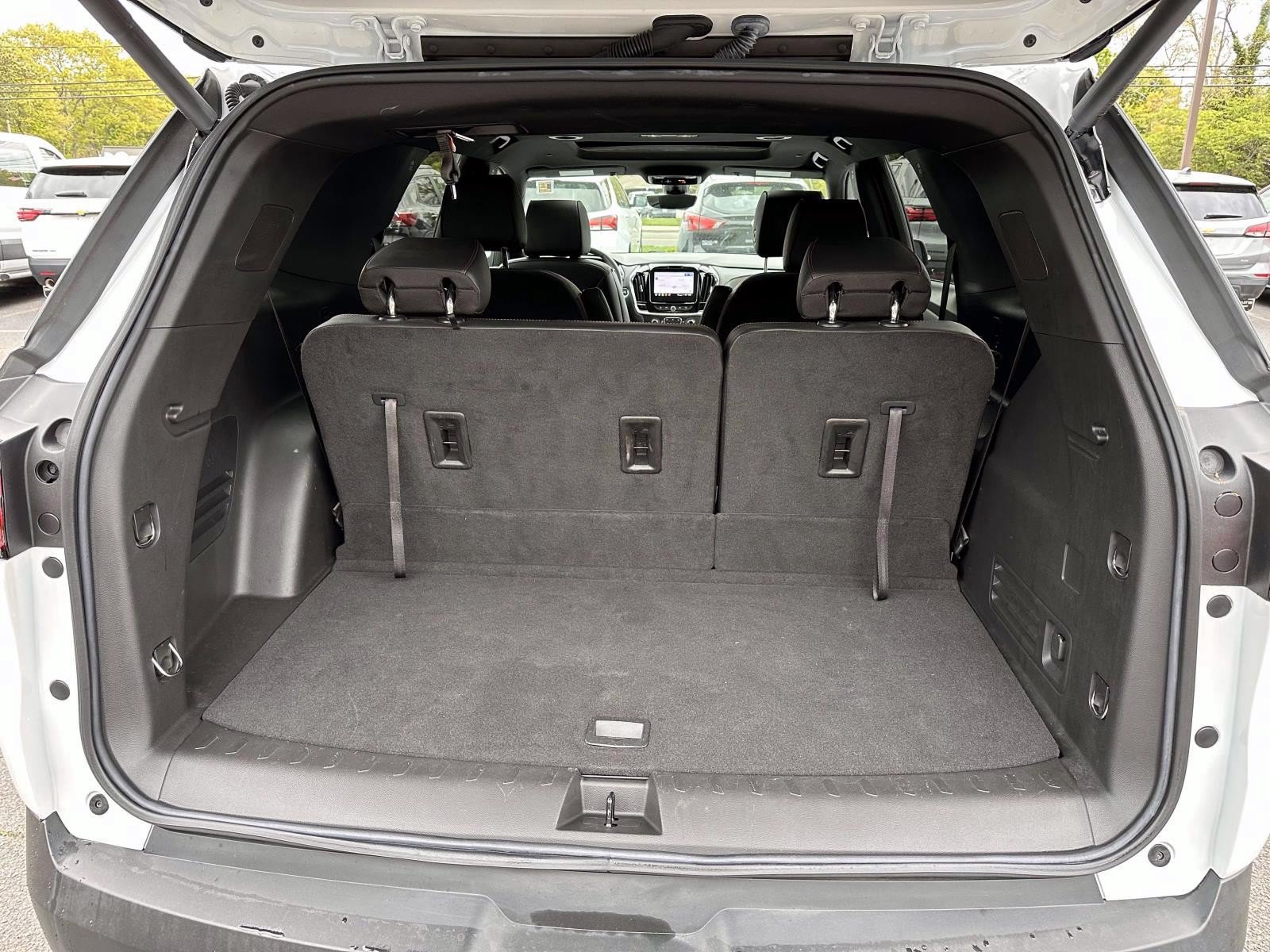 Used 2023 Chevrolet Traverse RS AWD/4WD image 7