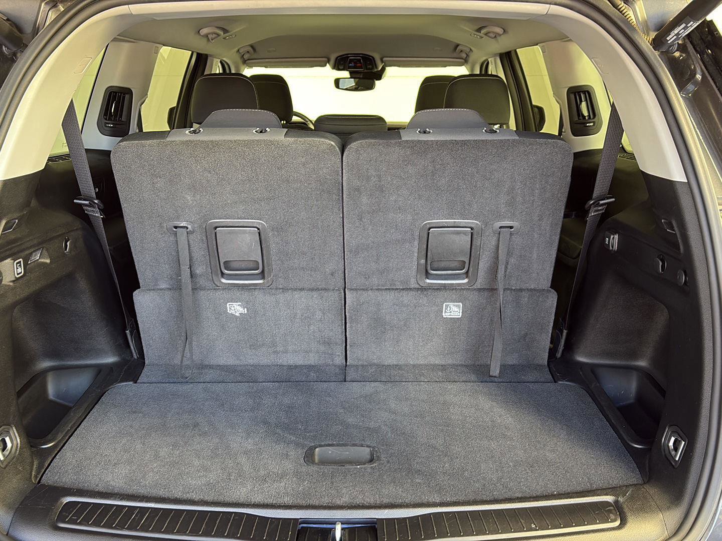 Used 2021 Jeep Grand Cherokee L Laredo w/ Luxury Tech Group I image 10