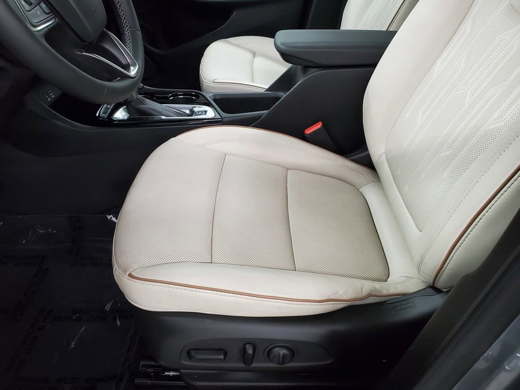 Used 2024 Buick Encore GX Avenir w/ Avenir Convenience Package image 14