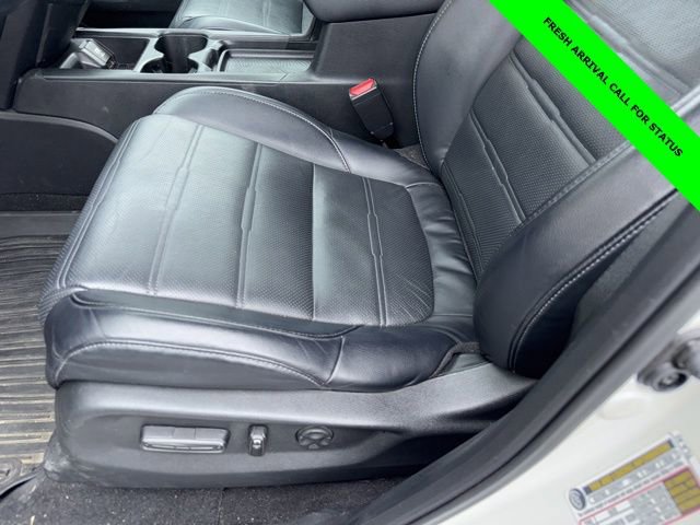 Used 2018 Honda CR-V Touring image 8