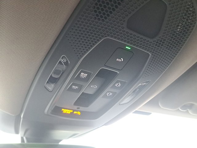 Certified 2025 Porsche Panamera 4 image 35