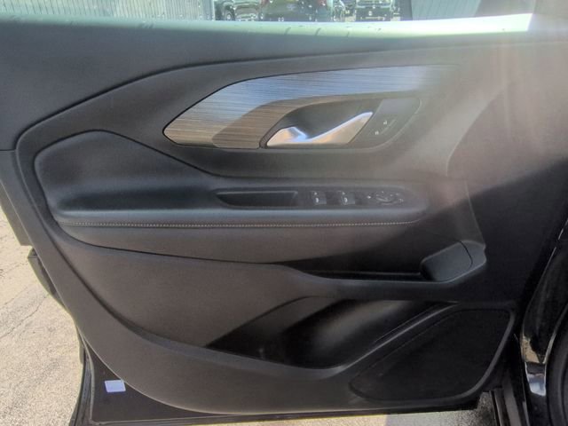 Used 2024 GMC Terrain SLE AWD/4WD image 23