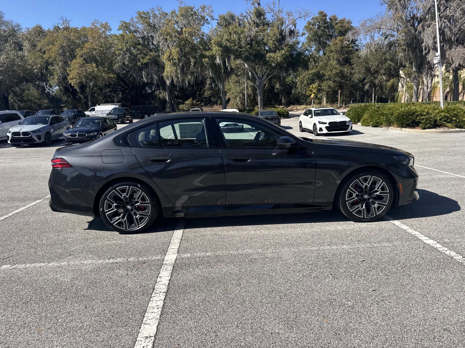 New 2026 BMW i5 eDrive40 RWD image 3
