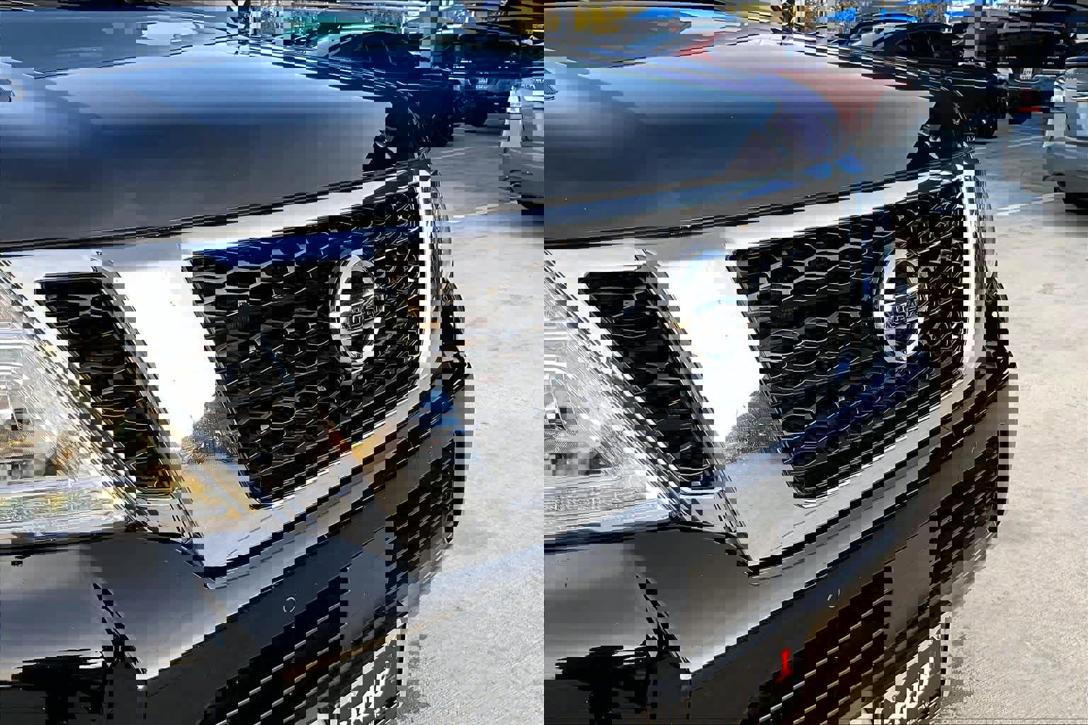 Used 2020 Nissan Armada SL w/ Premium Package image 29