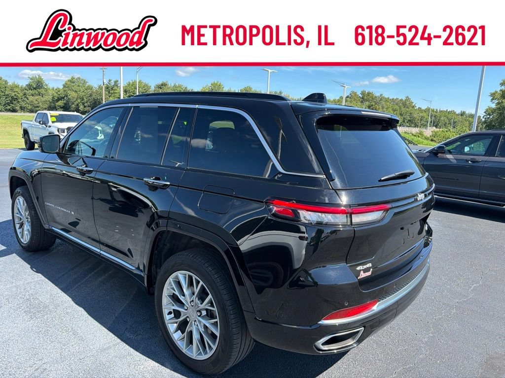 Used 2025 Jeep Grand Cherokee Summit AWD/4WD image 5