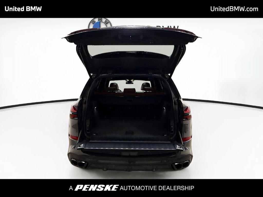 Used 2025 BMW X5 M60i AWD/4WD image 14