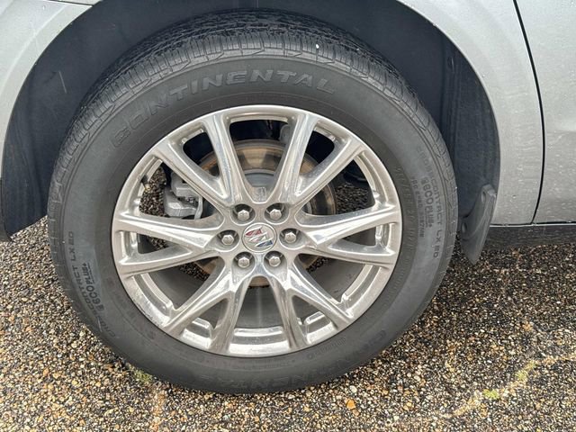 Used 2024 Buick Enclave Essence w/ Experience Buick Package FWD image 5