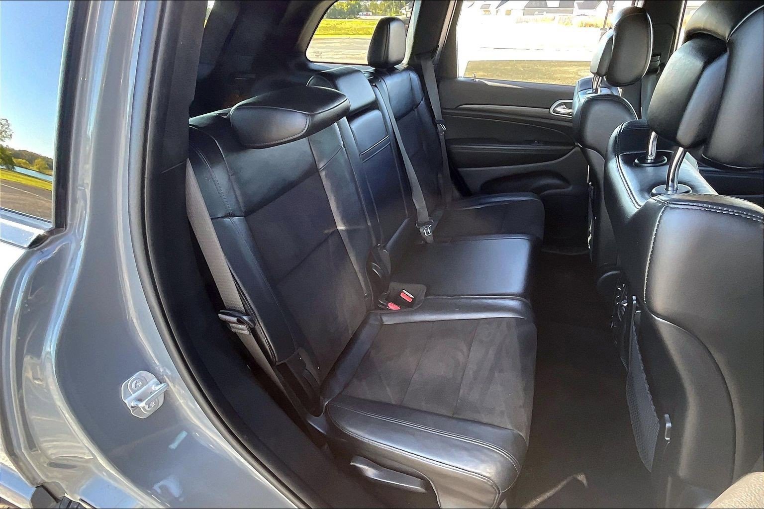 Used 2021 Jeep Grand Cherokee Laredo X image 15