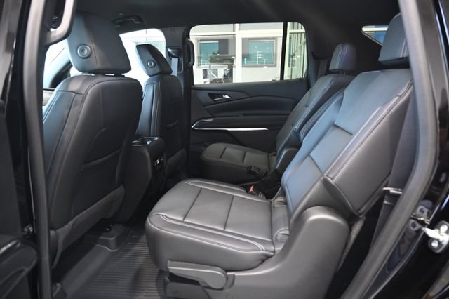 New 2026 Chevrolet Traverse LT w/ Driver Confidence Package FWD image 10