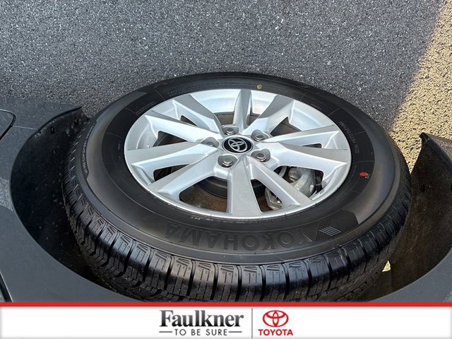 Certified 2025 Toyota Camry LE image 9