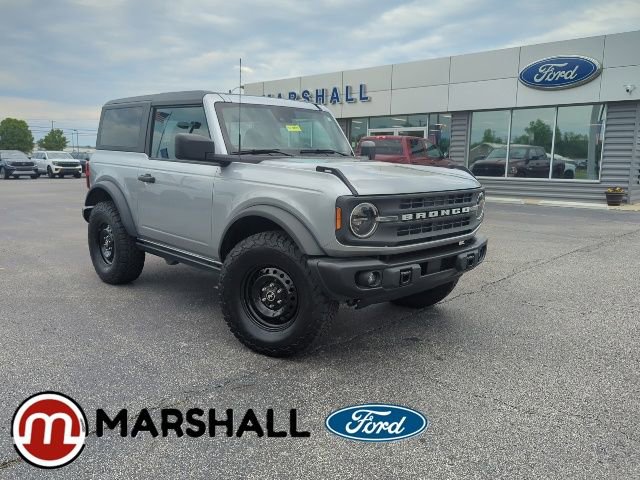 Used 2023 Ford Bronco Black Diamond AWD/4WD image 1