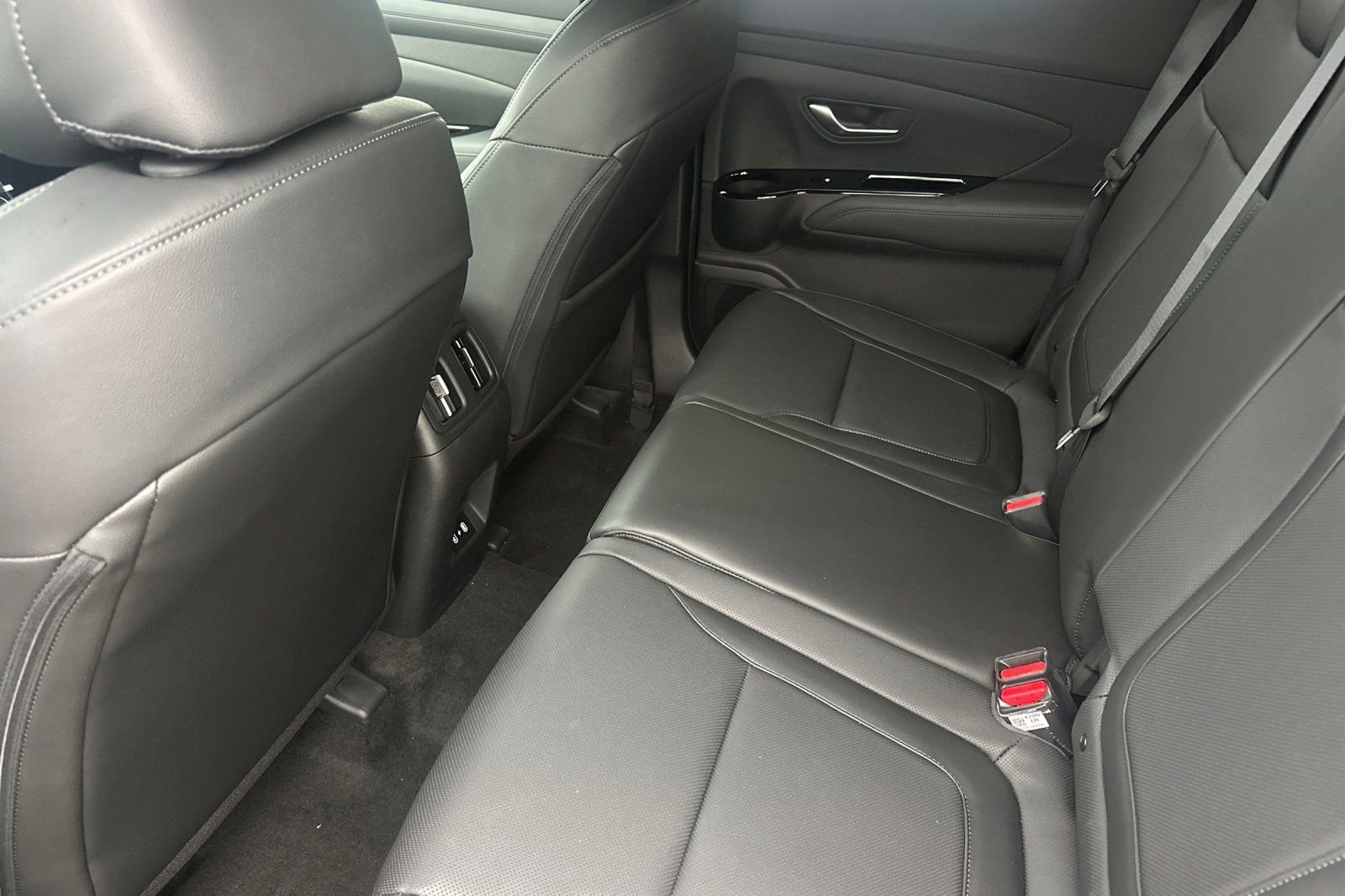 New 2026 Hyundai Santa Cruz XRT AWD/4WD image 12