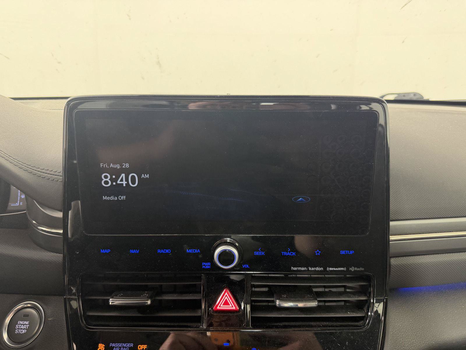 Used 2021 Hyundai Ioniq Limited FWD image 5