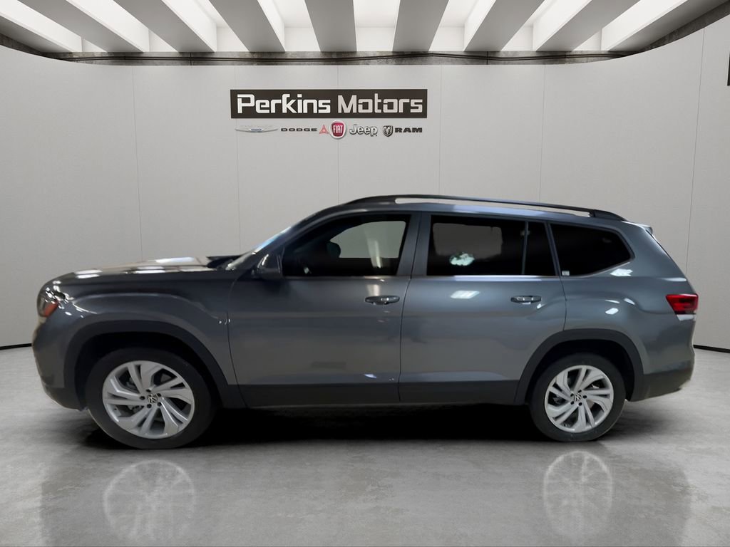 Used 2023 Volkswagen Atlas SE w/ Panoramic Sunroof Package AWD/4WD image 2