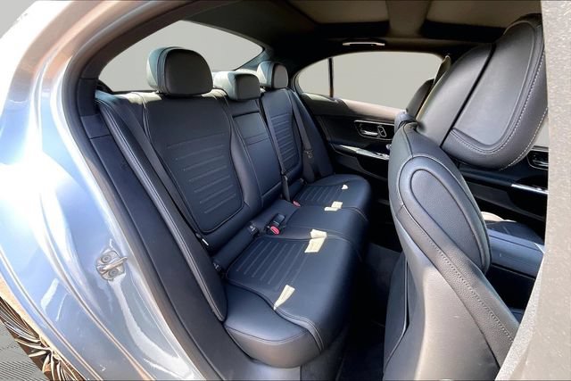 Used 2023 Mercedes-Benz C 300 Sedan image 17