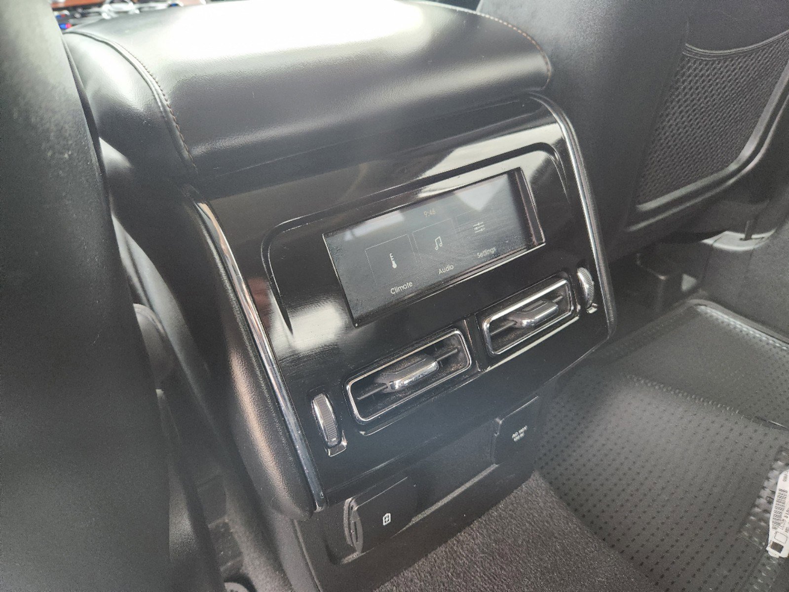 Used 2022 Lincoln Aviator Reserve image 10