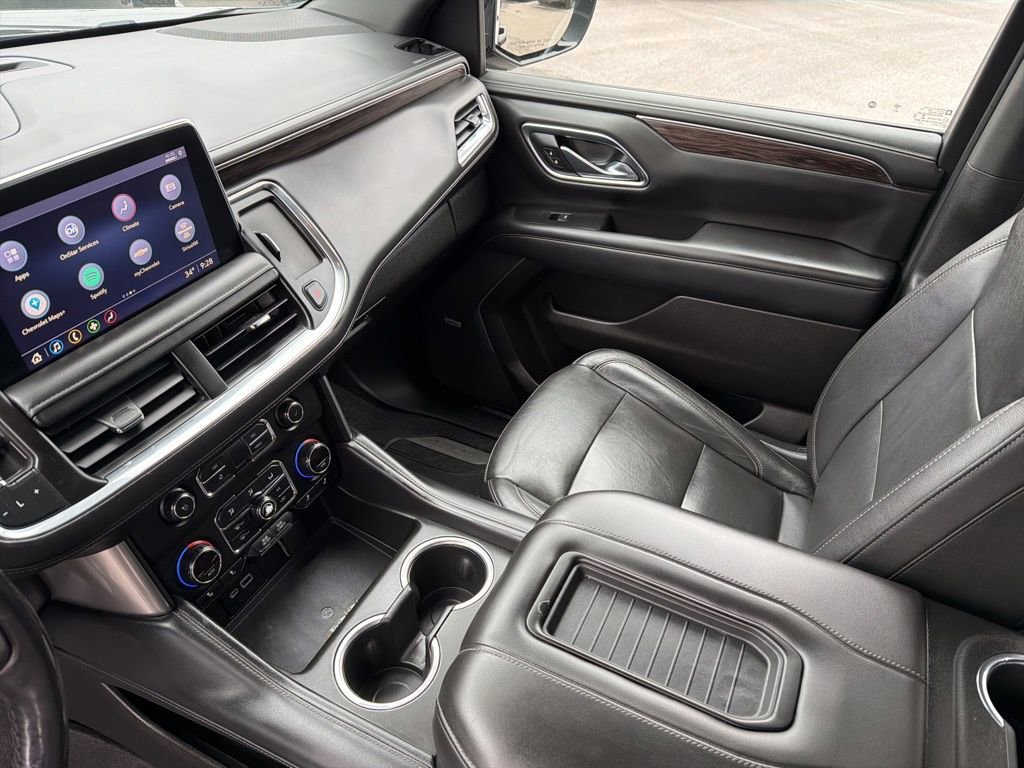 Used 2021 Chevrolet Tahoe LT w/ LT Signature Package image 40