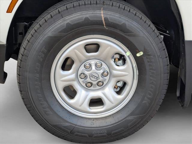 New 2026 Nissan Frontier S image 9