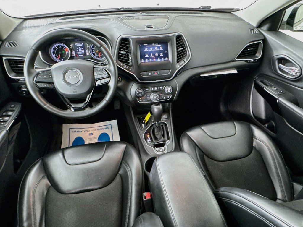 Used 2020 Jeep Cherokee Latitude Plus FWD image 26