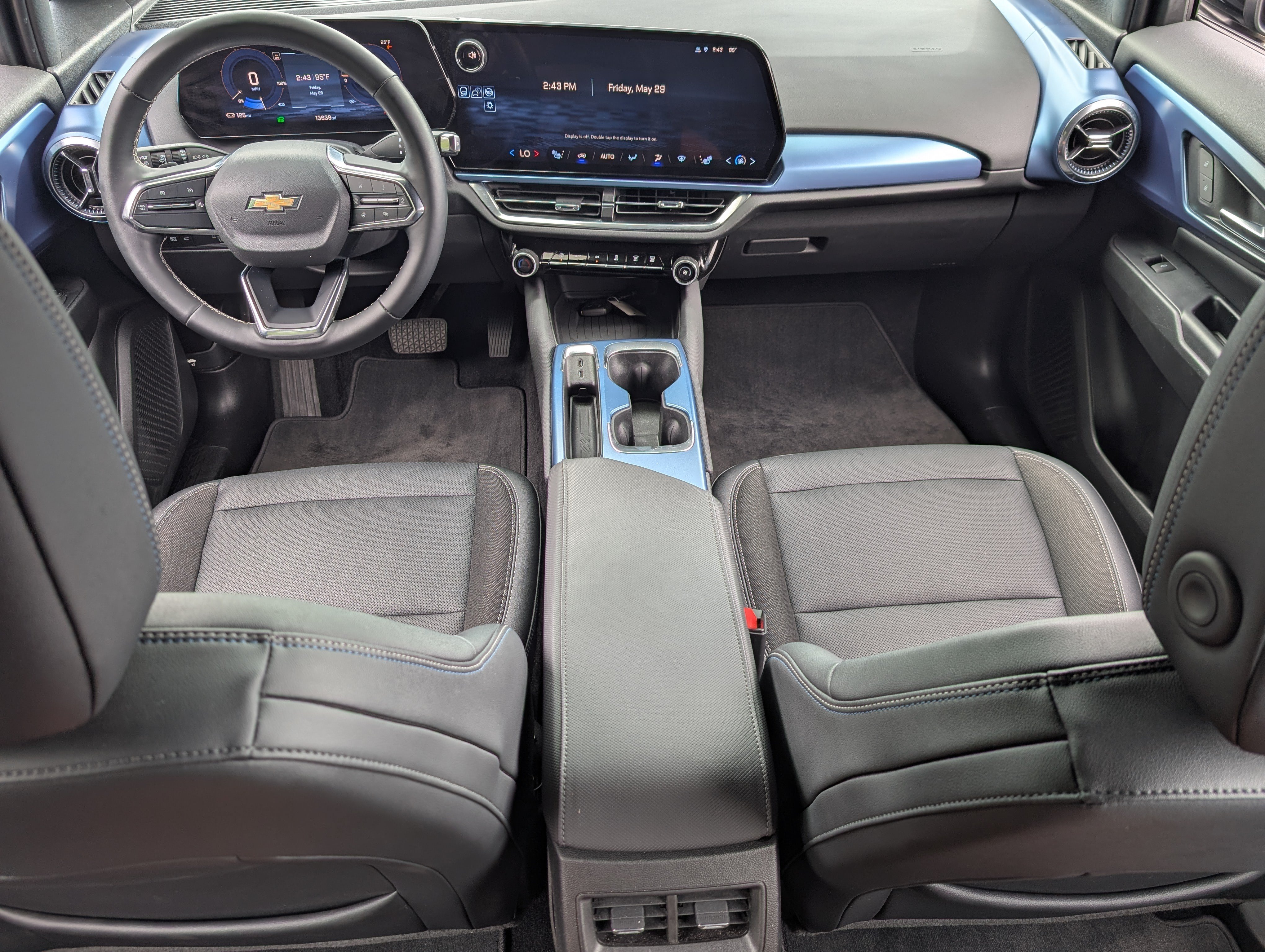 Used 2024 Chevrolet Equinox EV LT FWD image 22