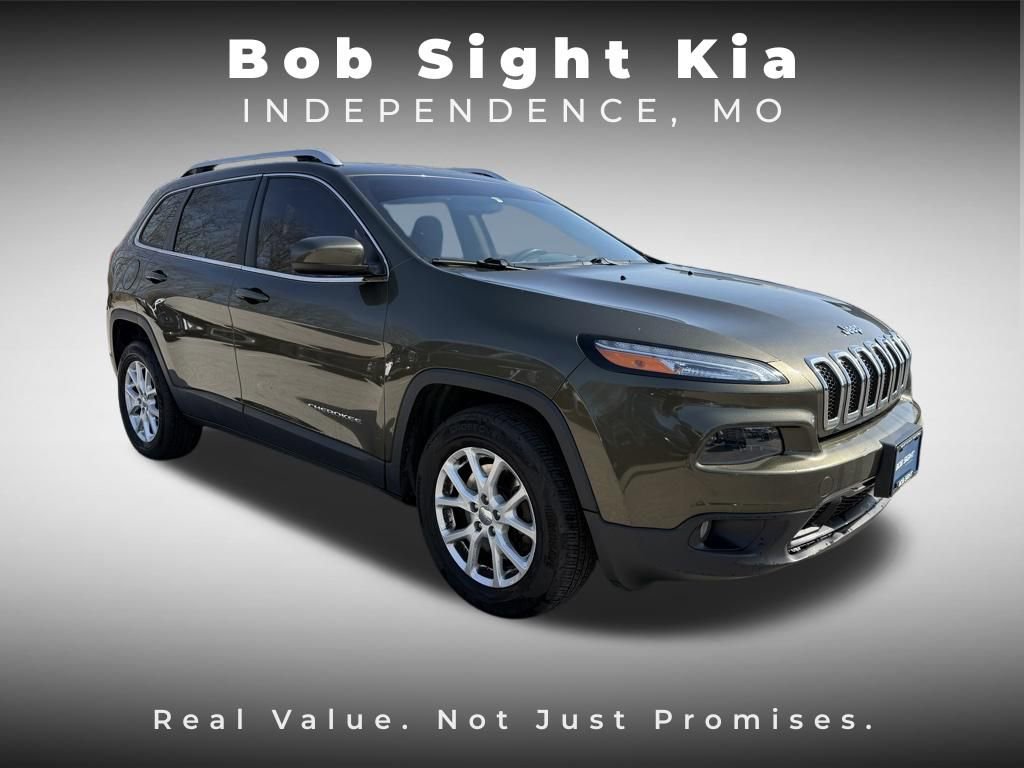 Used 2015 Jeep Cherokee Latitude w/ Cold Weather Group image 11