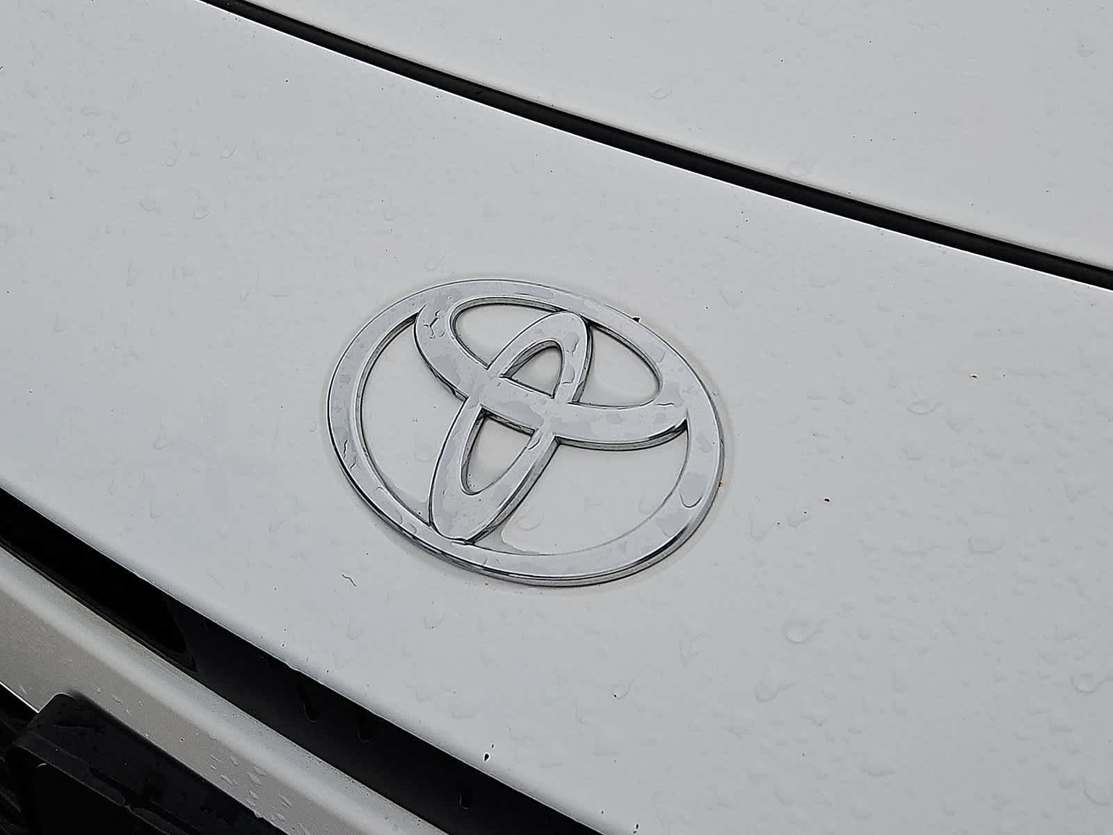 Used 2025 Toyota Camry LE FWD image 35