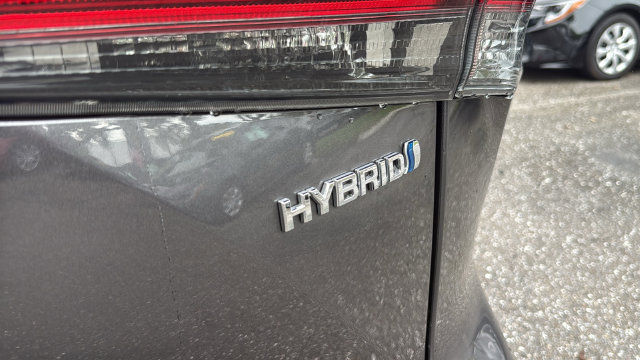 Used 2023 Toyota Highlander XLE FWD image 8
