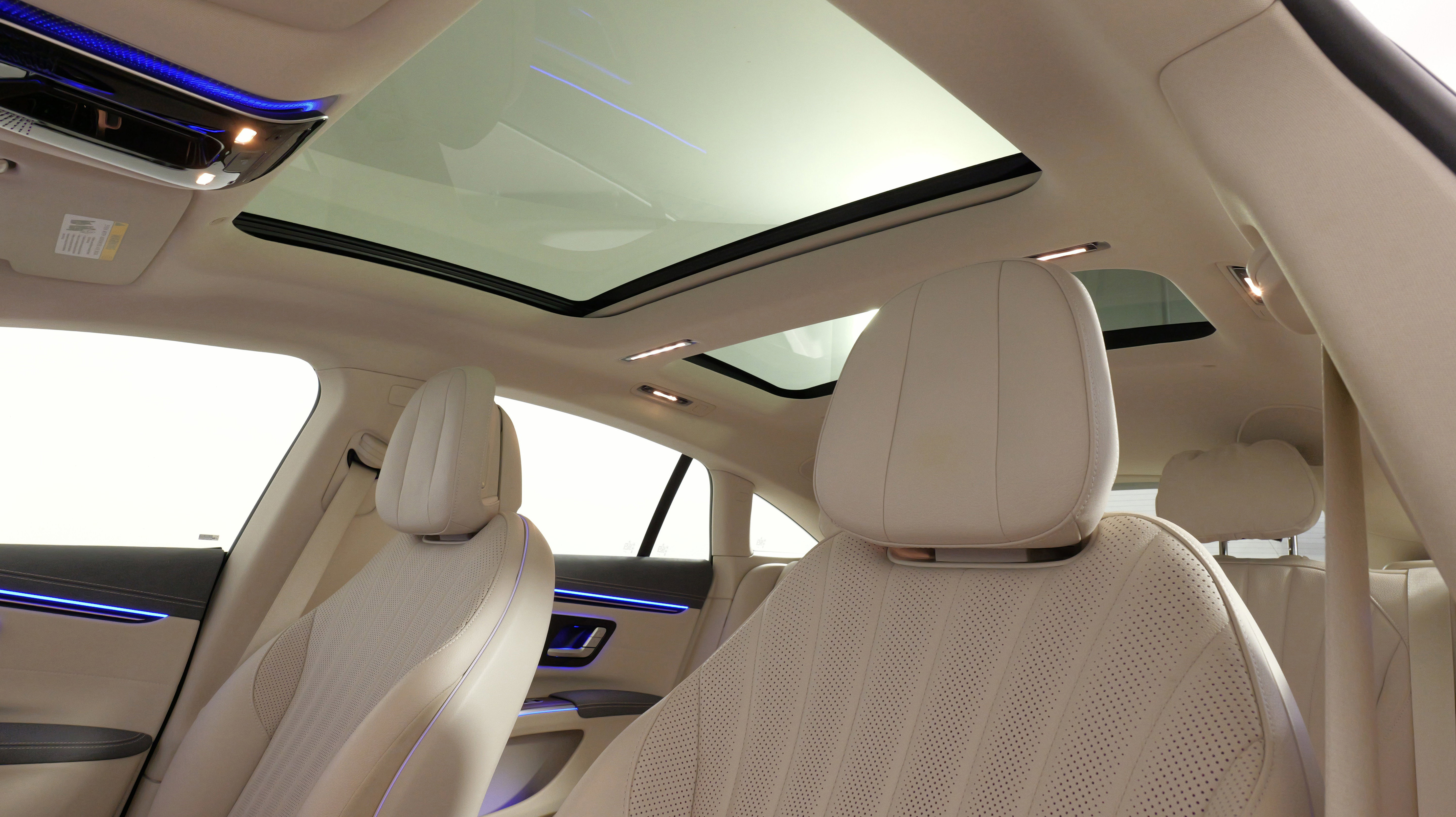 Used 2023 Mercedes-Benz EQS 580 4MATIC Sedan image 37